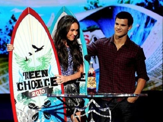  В Лос-Анжелесе состоялась церемония Teen Choice Awards 2010 