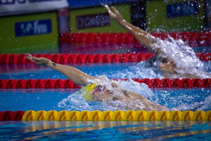 Подмосковные пловцы завоевали три золота международных соревнований FINA
