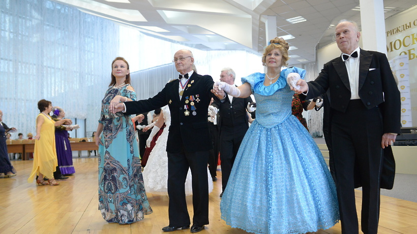 Конкурс бальных танцев среди пожилых