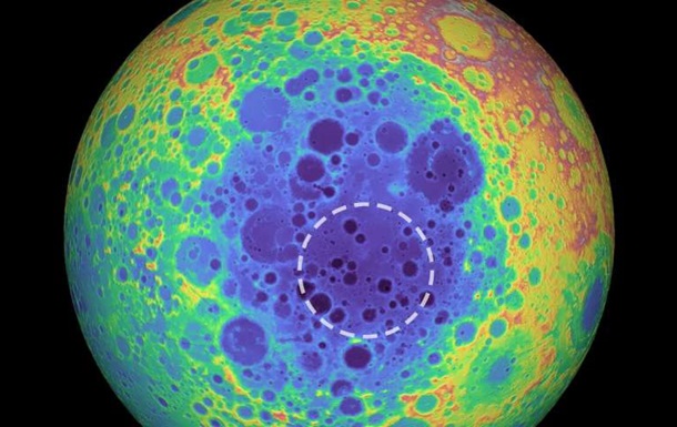 На Луне нашли аномальное плотное пятно под кратером
