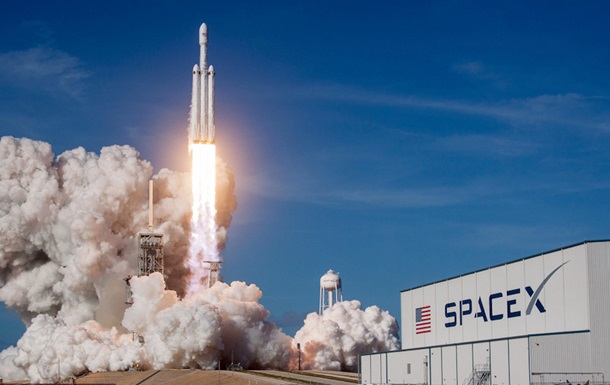 Взрыв ступени ракеты SpaceX показали на видео