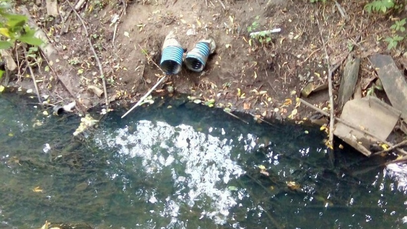 Загрязнение водоема