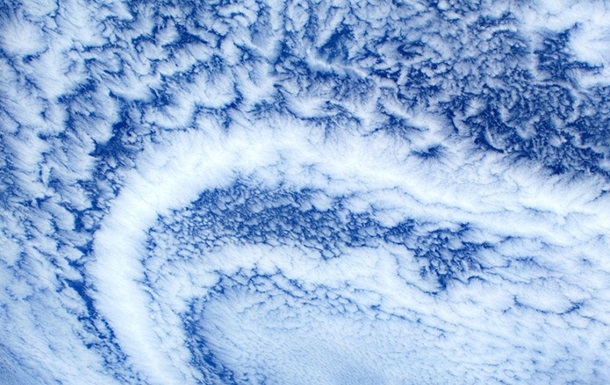 Астронавт сделал завораживающие фото Земли с МКС