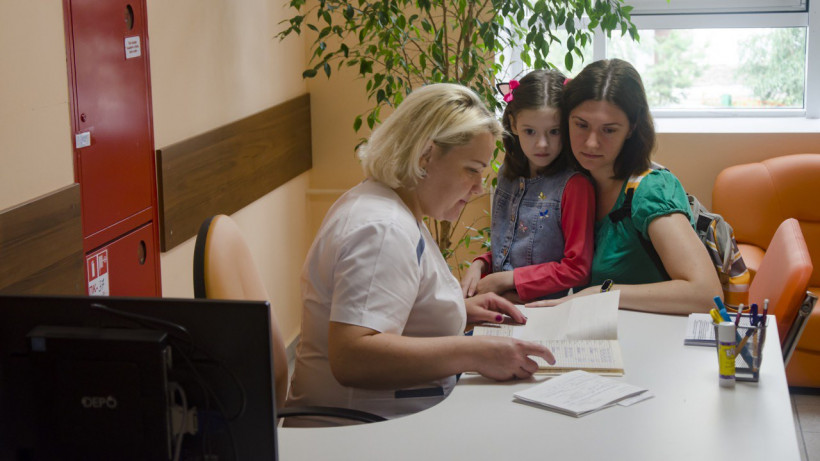 Профосмотр детей первых трех лет жизни в Красногорске стал длиться менее 2 часов
