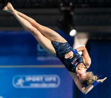 Россиянка Юлия Тимошинина выиграла бронзовую медаль на Чемпионате Европы по прыжкам в воду с вышки