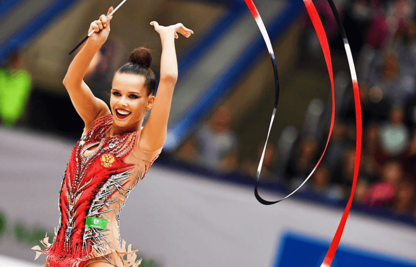 Екатерина Селезнева завоевала золото и бронзу чемпионата мира по художественной гимнастике