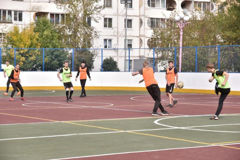 В Наро-Фоминске открылась многофункциональная хоккейная площадка