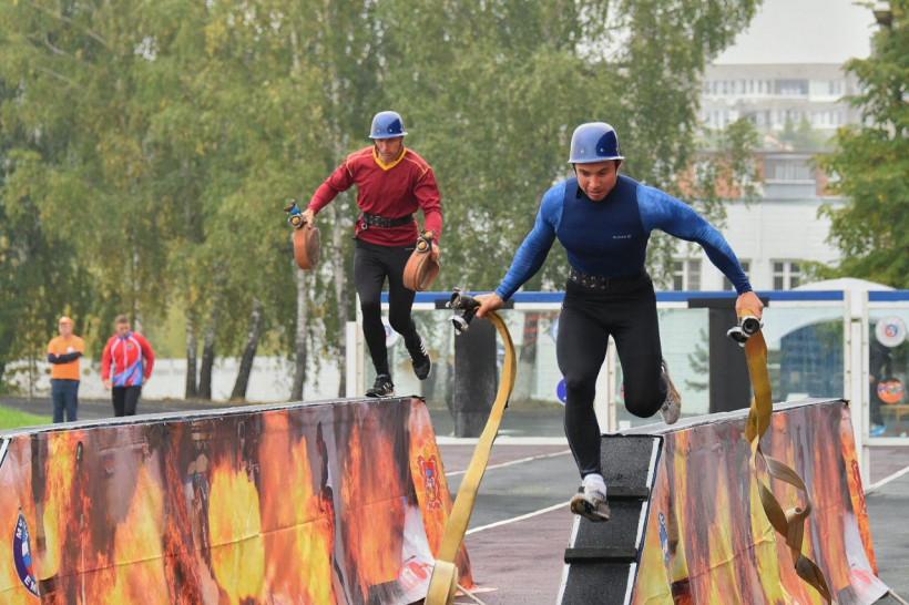 В Подольске прошли соревнования по пожарно-спасательному спорту на кубок Губернатора