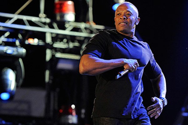 Самым богатым хип-хоп-исполнителем назван Dr. Dre 