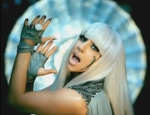 wpid-Ledi-Gaga-vozobnovila-otnosheniya-s-Lyukom-Karlom-Ledi-GaGa-0 Леди Гага немного не дотянула до титула «самая богатая женщина шоу-бизнеса»