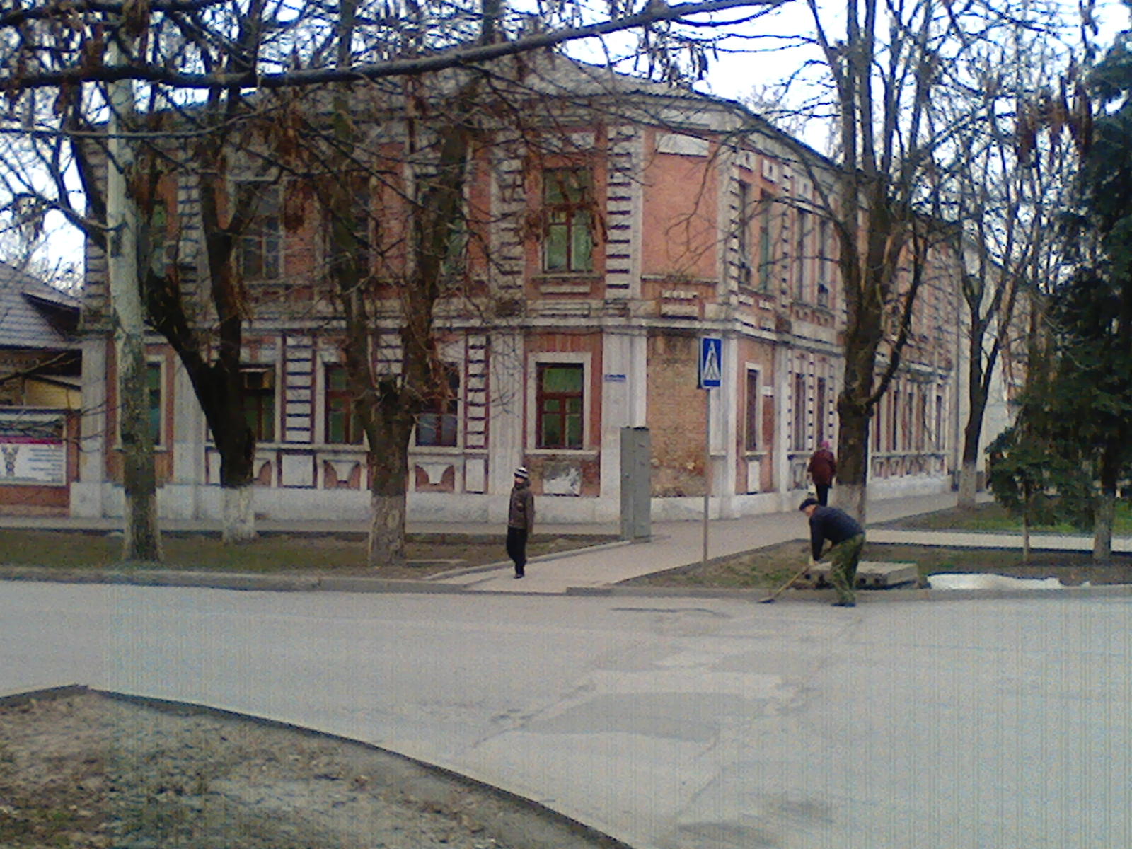 Обрушился угол здания Новочеркасского общежития 