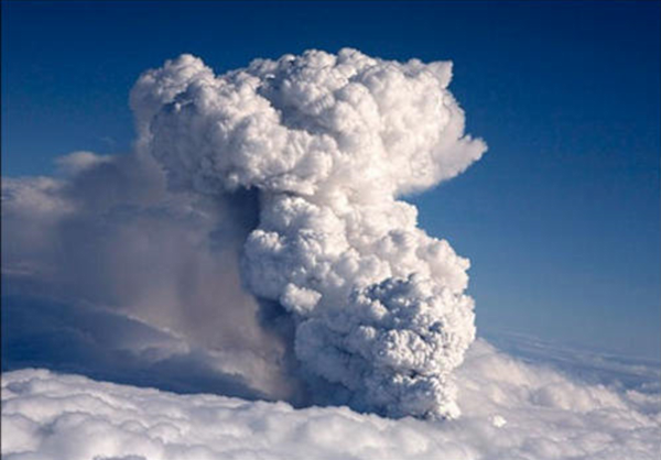 извержение вулкана в Исландии