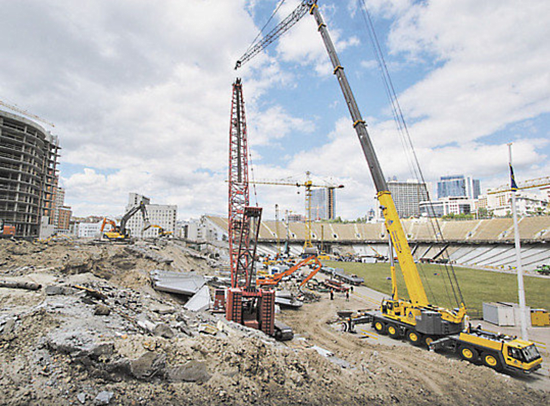 реконструкция стадиона в Киеве