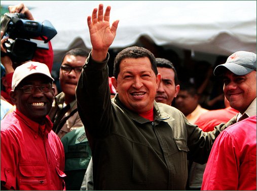 Уго Чавес назвал Хиллари Клинтон «светловолосой Кондолизой»