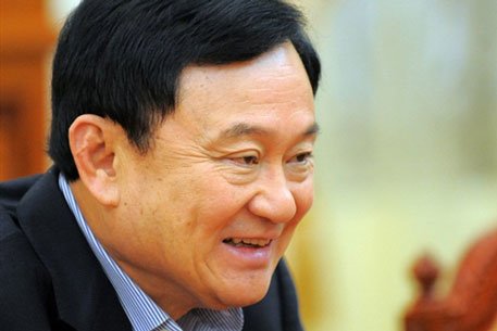 2607399f44b5a95aec9fc857409d7fd2 Тайский суд выдал ордер на арест экс-премьера Таксина Чинавата