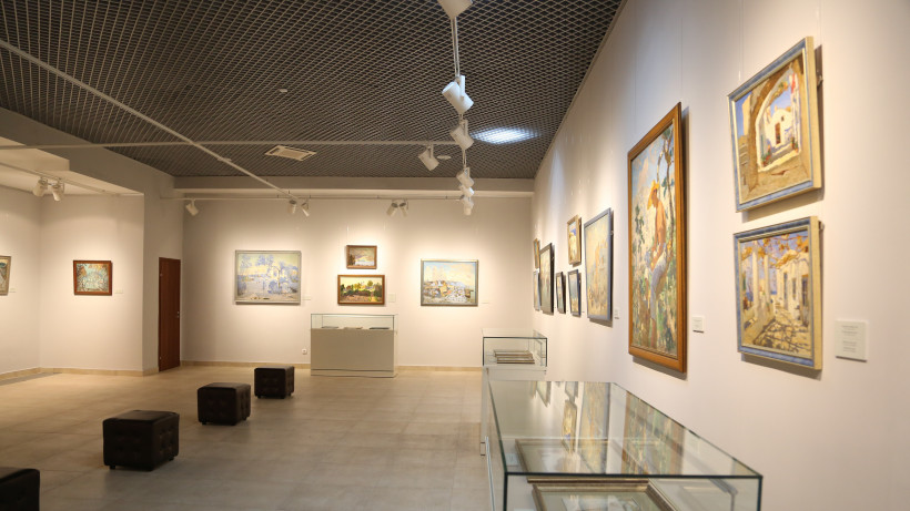 Картины в музейном комплексе Московской области «Новый Иерусалим» в Истре