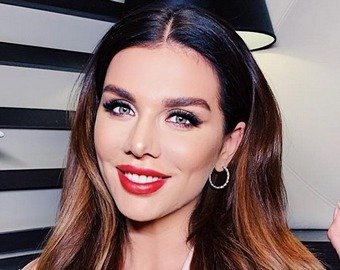 Анна Седокова призналась в многолетней борьбе с целлюлитом Анна Седокова призналась в многолетней борьбе с целлюлитом