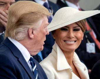 Ветеран пофлиртовал с Меланьей на глазах у Трампа Ветеран пофлиртовал с Меланьей на глазах у Трампа