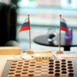 Александр Шварцман из Подмосковья стал чемпионом мира по международным шашкам