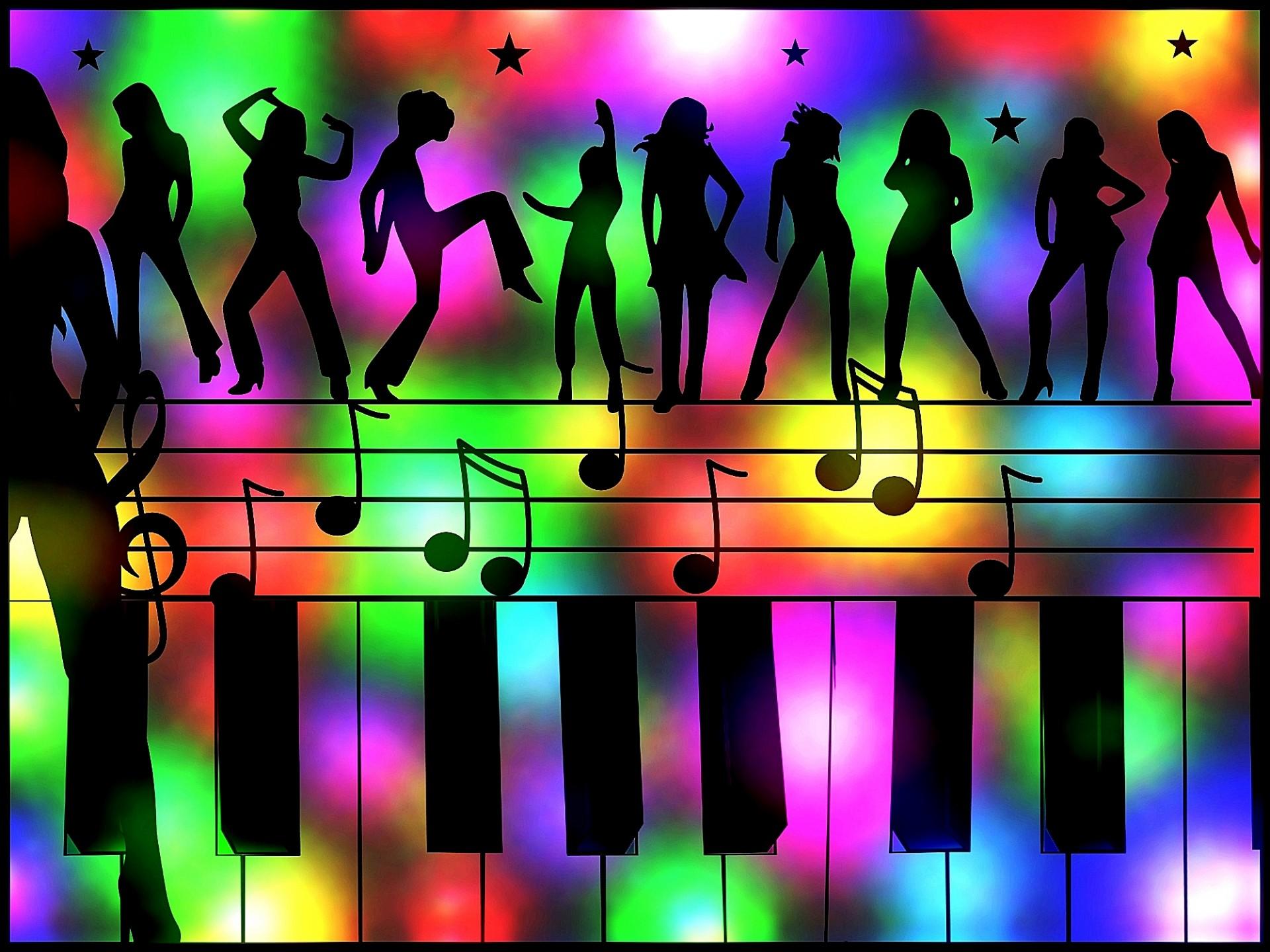 Музыка для развлечения. Музыкальный фон. Картина дискотека. Яркие танцы. Танцующие люди.