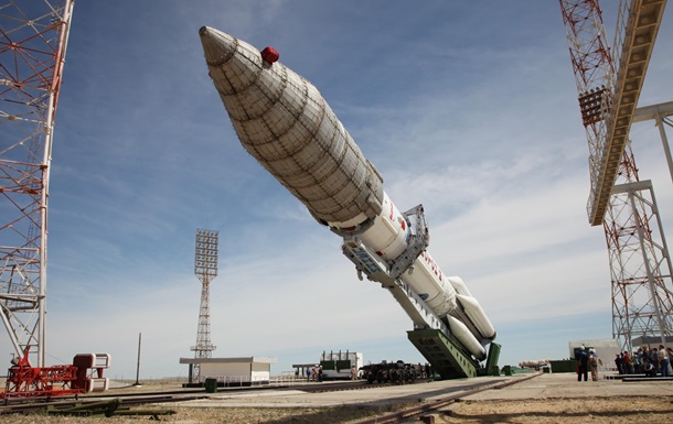 В России отложили запуск ракеты Протона-М из-за неполадок