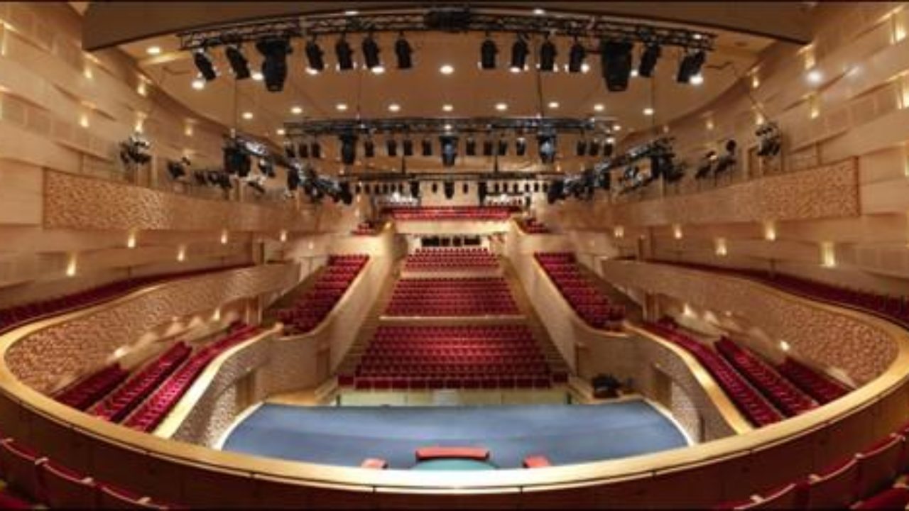 Концертный зал Мариинского театра бенуар