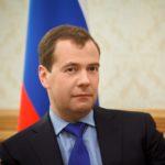 Серьезные решения Медведева и его шутка