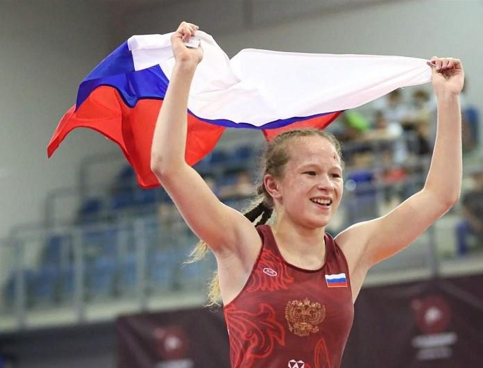 Екатерина Карпушкина завоевала золото международного турнира по борьбе