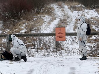 В Петербурге мошенник водил иностранных беженцев через лжеграницу в Финляндию В Петербурге мошенник водил иностранных беженцев через лжеграницу в Финляндию
