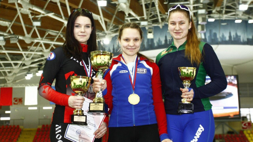 Подмосковные конькобежцы завоевали очередные медали финала Кубка России