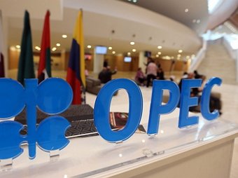 СМИ: Россия и Саудовская Аравия договорились о снижении добычи нефти СМИ: Россия и Саудовская Аравия договорились о снижении добычи нефти