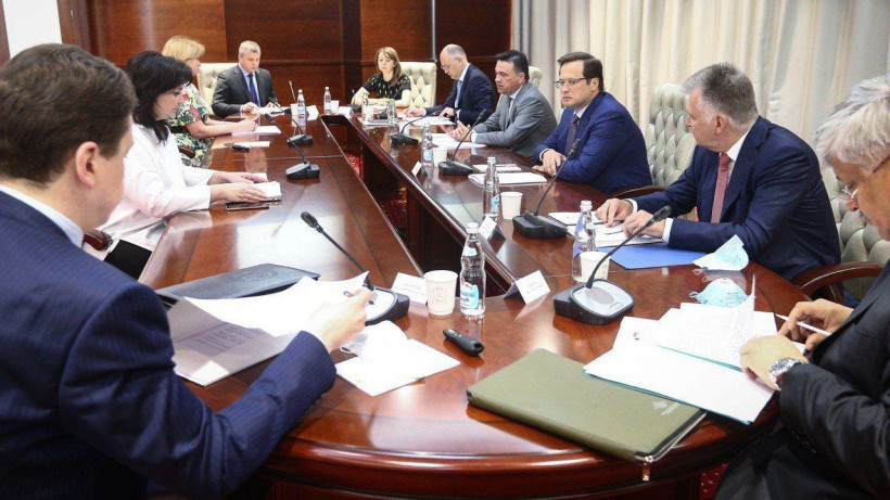Губернатор провел оперативное совещание с руководителями правоохранительных органов региона