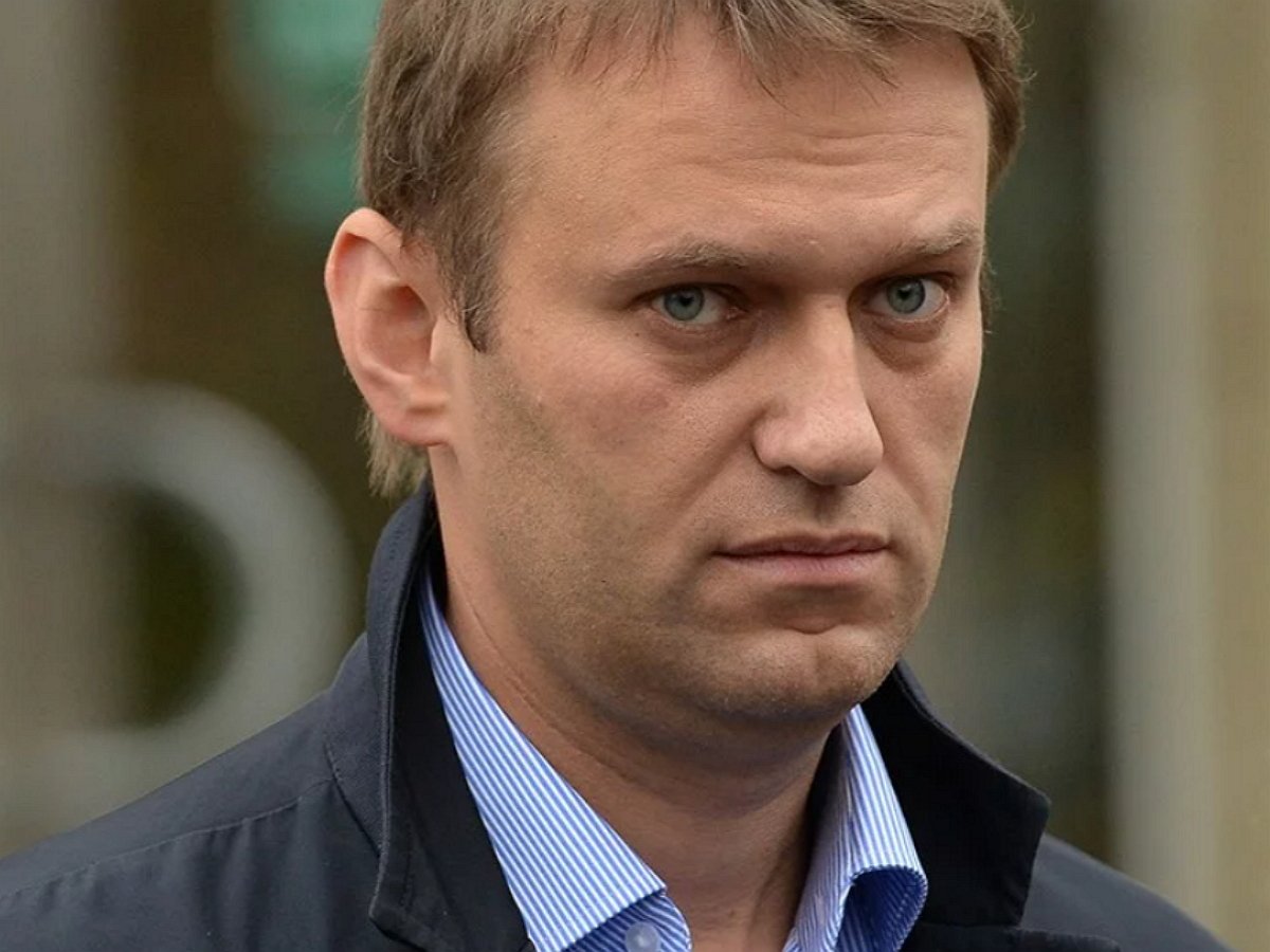 Видеосюжет с критикой парада Победы Навальным показали по телеканалу “Россия”