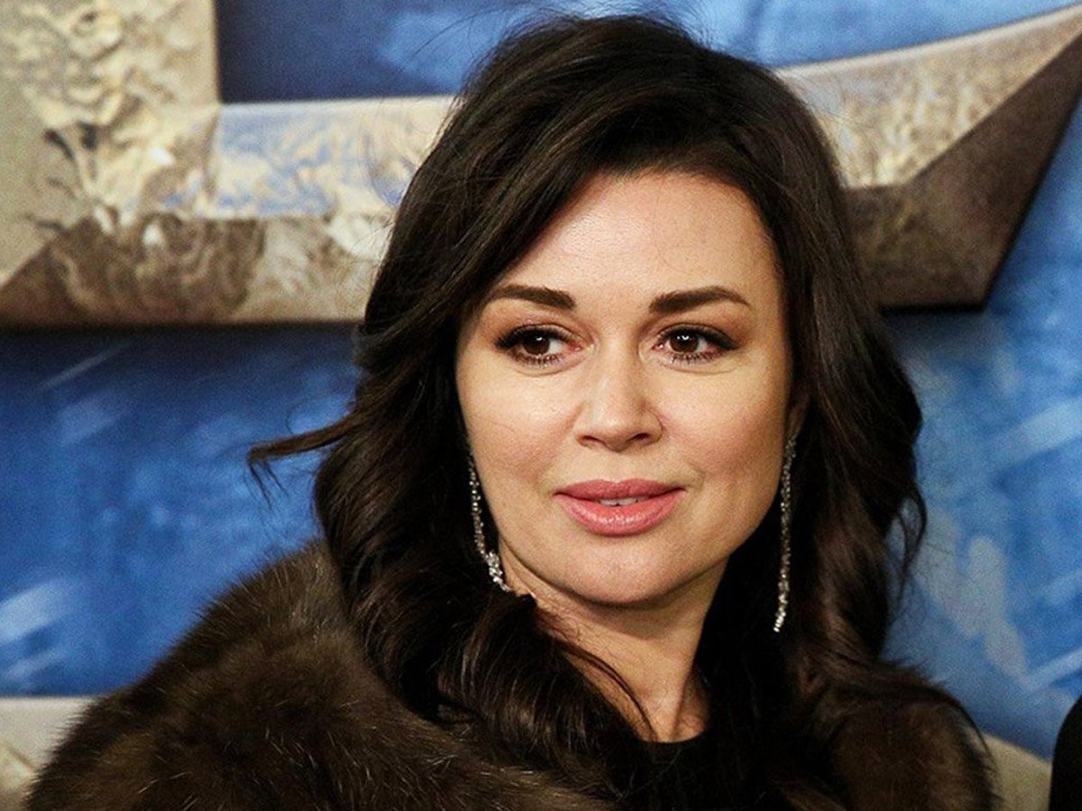 соседи описали выздоравливающую заворотнюк