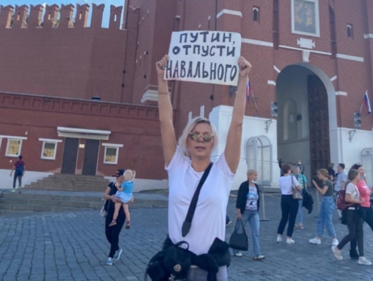Сын яны трояновой что случилось с ним фото. Смотреть фото Сын яны трояновой что случилось с ним фото. Смотреть картинку Сын яны трояновой что случилось с ним фото. Картинка про Сын яны трояновой что случилось с ним фото. Фото Сын яны трояновой что случилось с ним фото