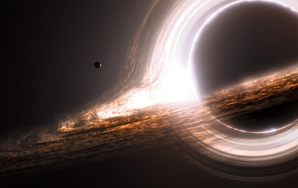 "Голодная" черная дыра поглощает в сутки по звезде