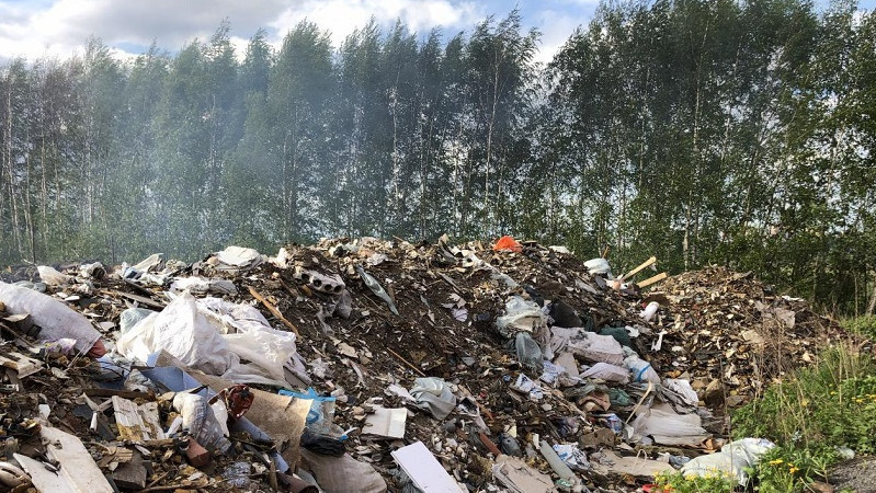 Свалка мусора в Ленинском округе