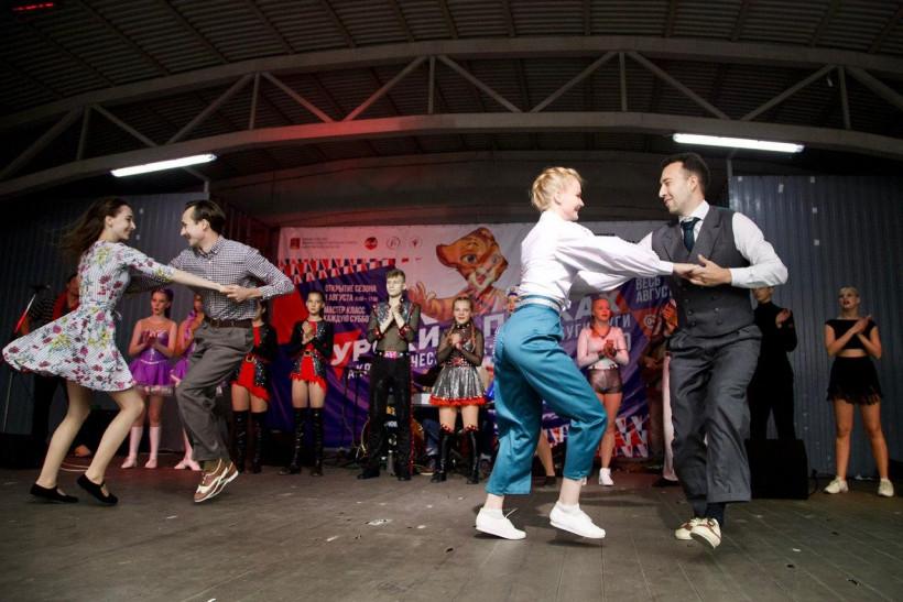 Новый танцевальный сезон в парках Подмосковья стартовал в августе