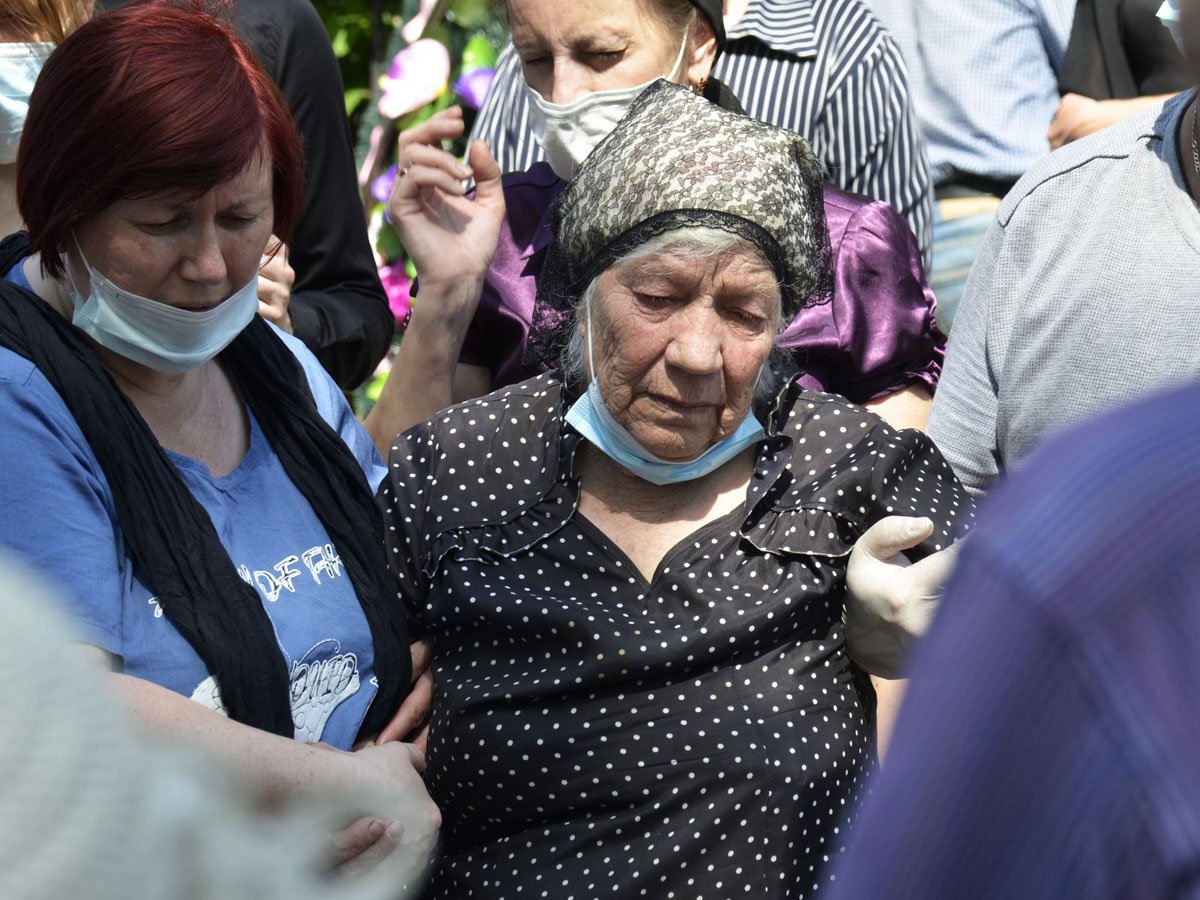 Родня Сергея Захарова сэкономила на похоронах