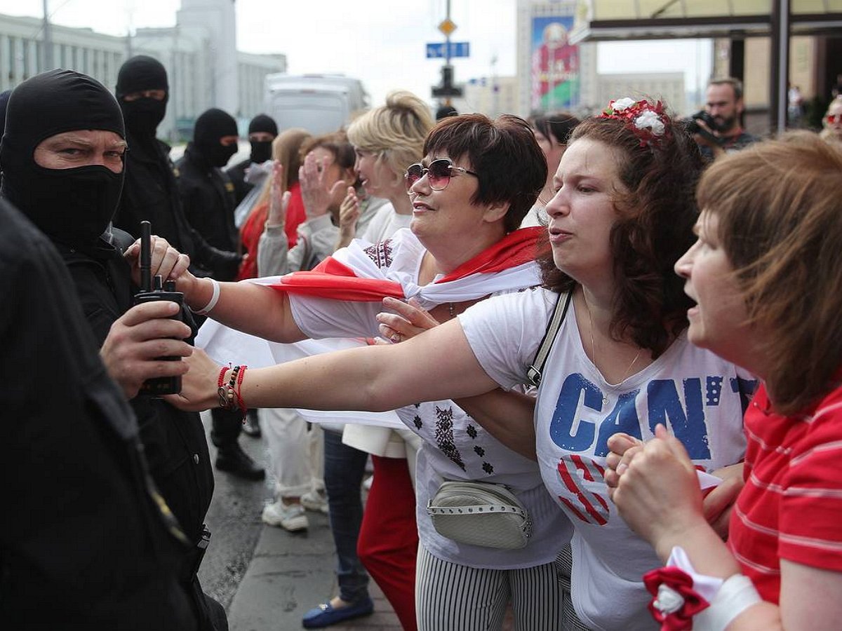 митинг у здания КГБ, Беларусь