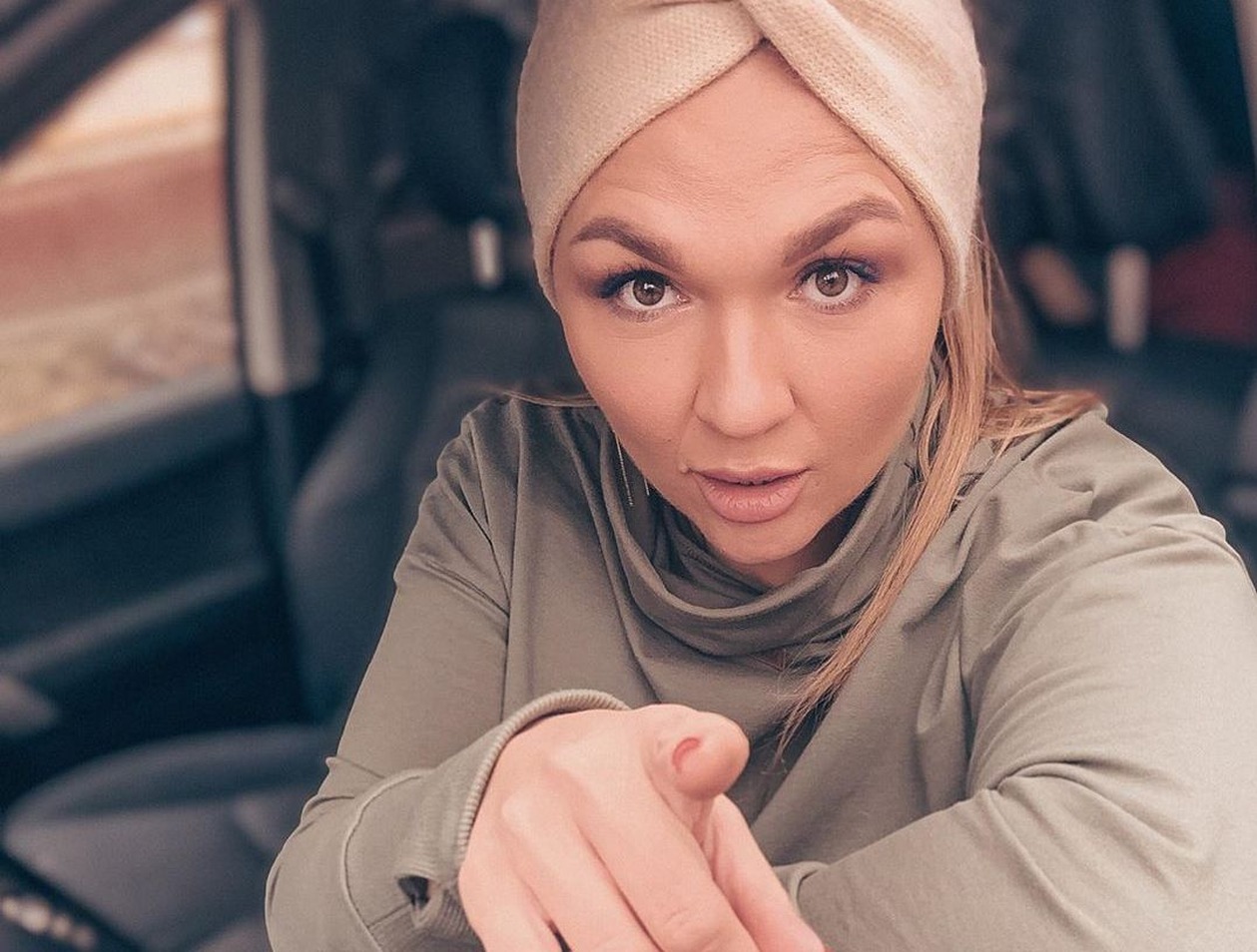 «Я не хотела домой»: звезда Comedy Woman вышла замуж за тирана
