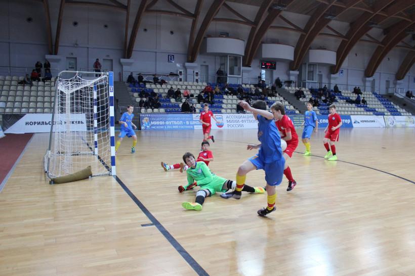 В Подмосковье определились чемпионы проекта «Мини-футбол – в школу»