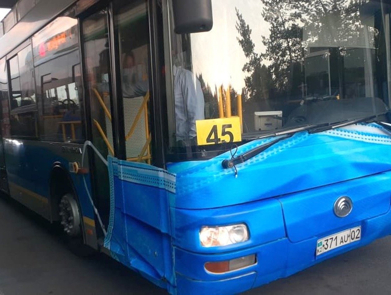 В Волгограде кондуктора жестоко избили за просьбу надеть маску