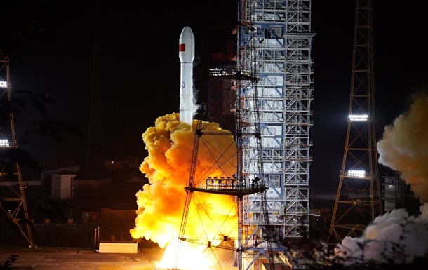 Китай вывел на орбиту спутник Gaofen-13