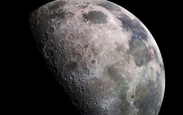 NASA подтвердило, что на Луне есть вода