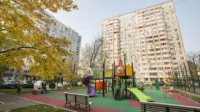 Порядка 420 дворов благоустроили в Подмосковье с начала года
