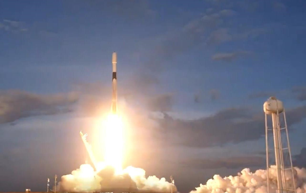 SpaceX с шестого раза запустила спутники Starlink 