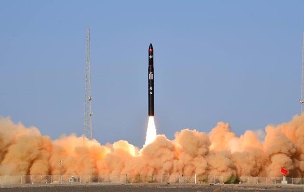 В Китае впервые запустили частную ракету-носитель CERES-1
