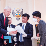 Олег Матыцин встретился с Чрезвычайным и Полномочным Послом КНР в России Чжаном Ханьхуэем