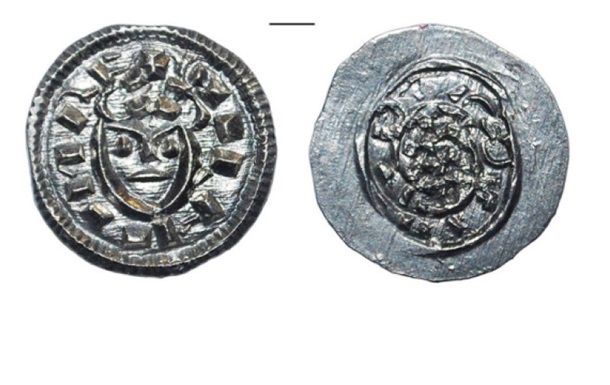 В Ужгороде нашли 1000-летнюю серебряную монету